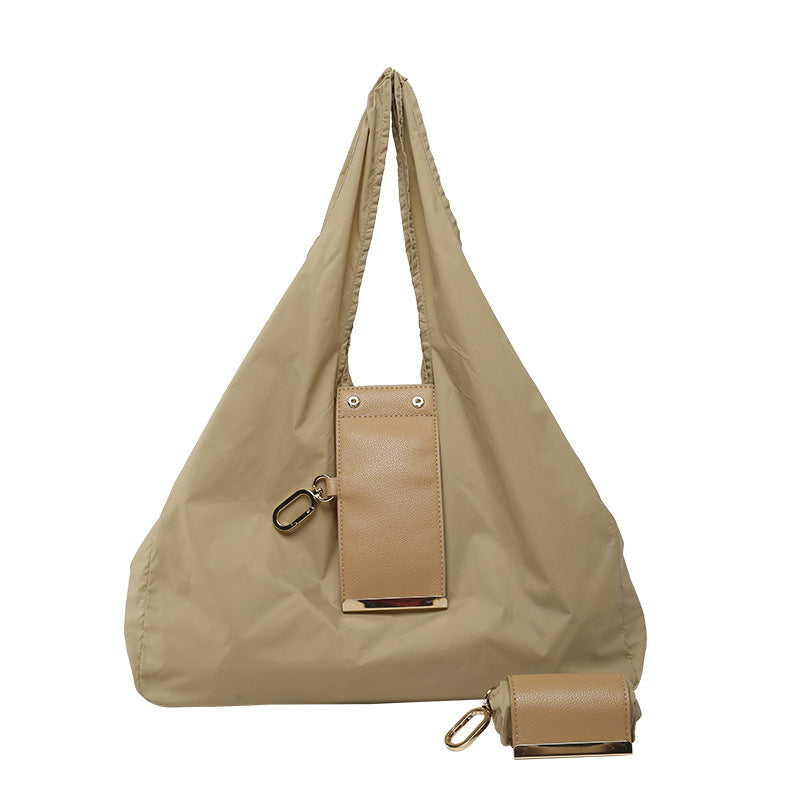 The Vēlore Carry Pouch